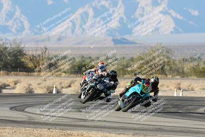 media/Dec-07-2025-CVMA (Sun) [[3e7d2de5dc]]/Race 18-Formula Twins-Formula 40 UL/